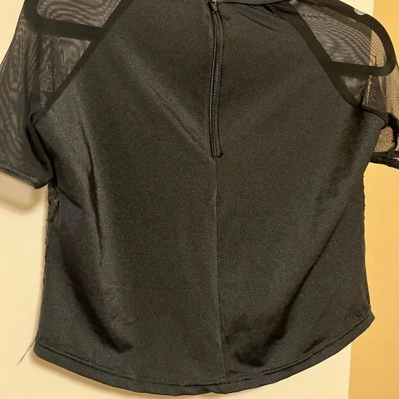 XS black sequin crop top - Picture 3 of 4